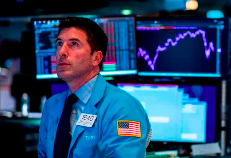 The Dow Barely Budged Because Wall Street Is Bracing for the Jobs Report